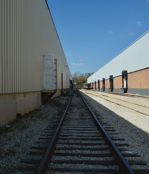 Rail ine Behind Warehouse for Rail Car Transloading